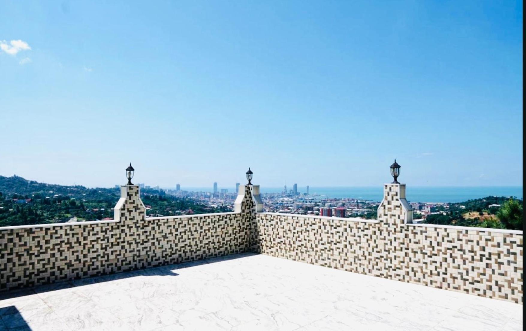 Gt House Batumi Hotel ภายนอก รูปภาพ