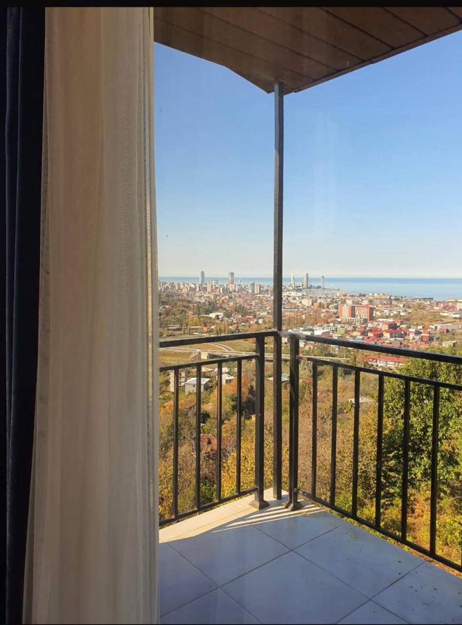Gt House Batumi Hotel ภายนอก รูปภาพ